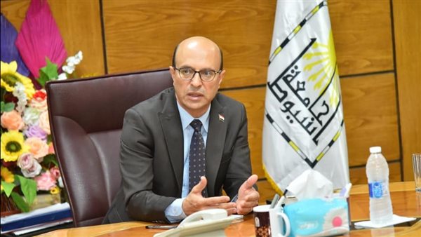 الدكتور أحمد المنشاوي