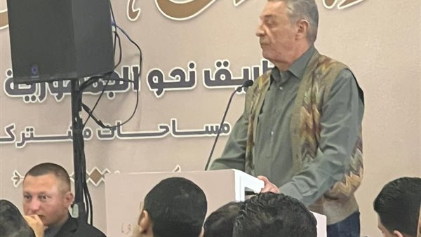 الفنان محمود حميده