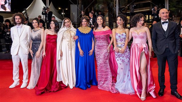 صناع فيلم بنات ألفة