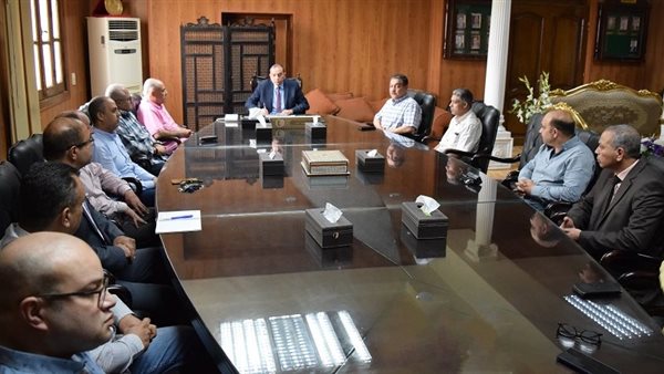 اجتماع رئيس جامعة