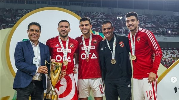 طارق قنديل مع لاعبي