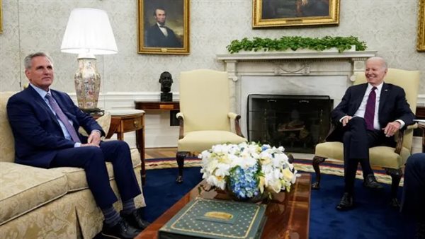 بايدن - مكارثي