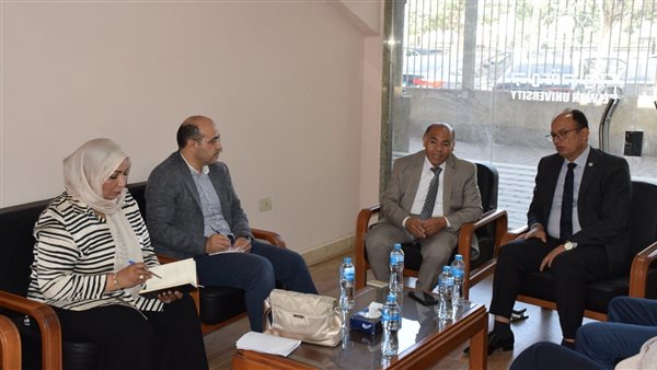 رئيس جامعة حلوان