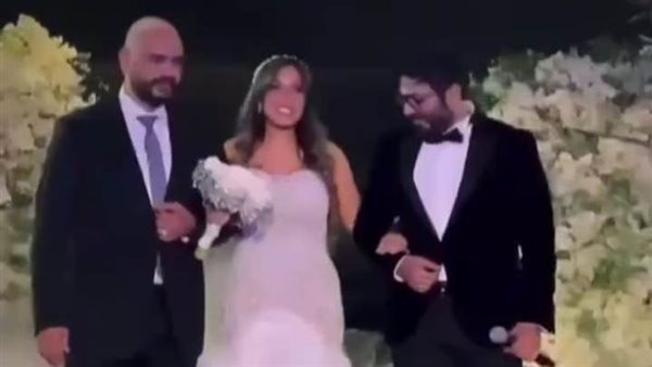 تامر حسني وهالة عمر