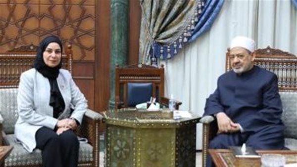 شيخ الأزهر يستقبل