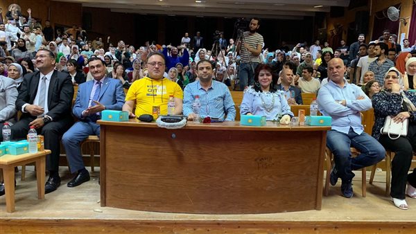 عروض إبداعية لطلاب