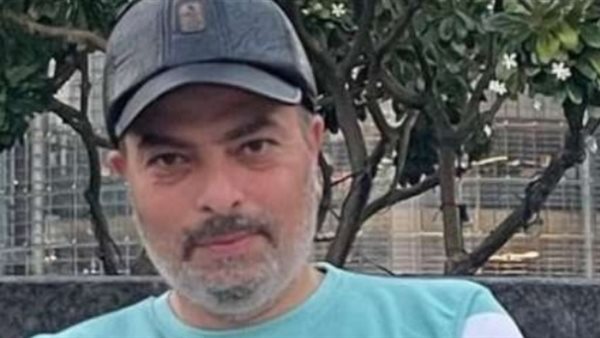 الفنان أحمد إبراهيم