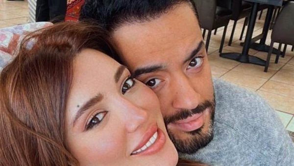 رامي جمال وزوجته