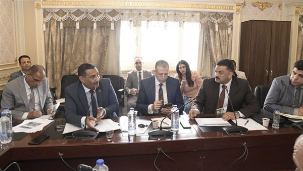 لجنة الصناعة بمجلس