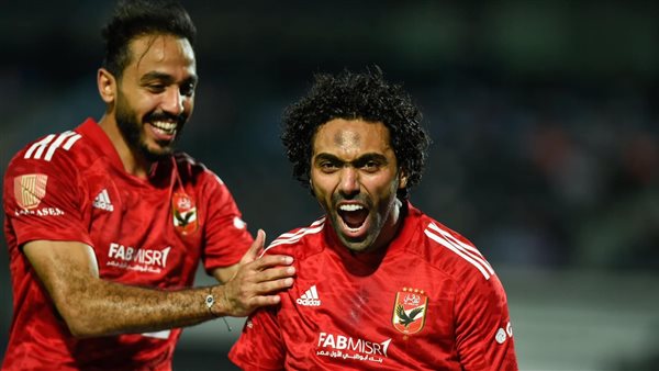 كهربا والشحات 