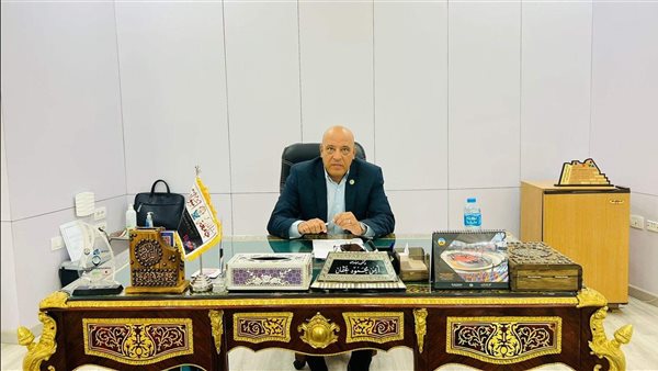 الدكتور أيمن محمود