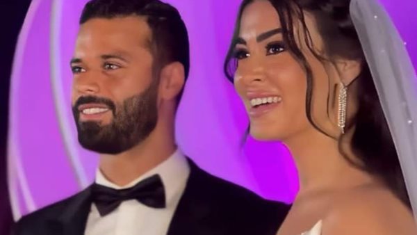 ميرنا نور الدين وزوجها