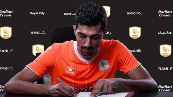 اللاعب محمود حمادة