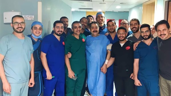 طارق عبد العزيز _