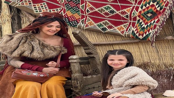 دنيا سمير غانم وابنتها