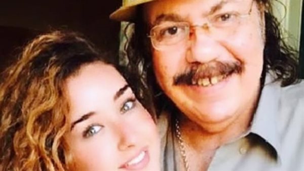 طلعت زكريا - هنا