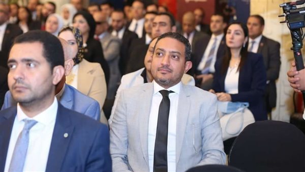 جون طلعت عضو مجلس