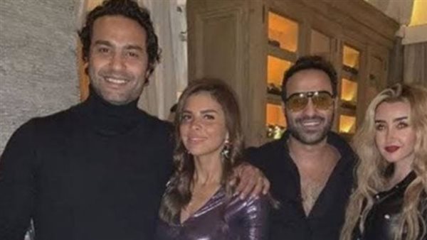 هنا الزاهد وعائلة