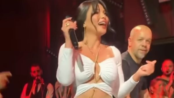 دينا حايك _ ارشيفية