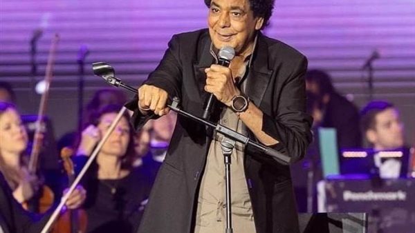 محمد منير
