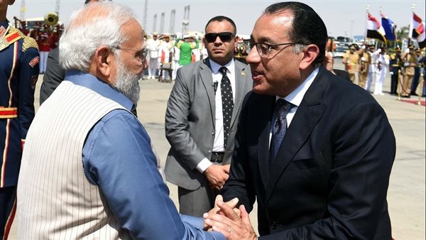 رئيس الوزراء يستقبل