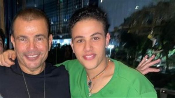 عمرو دياب ونجله