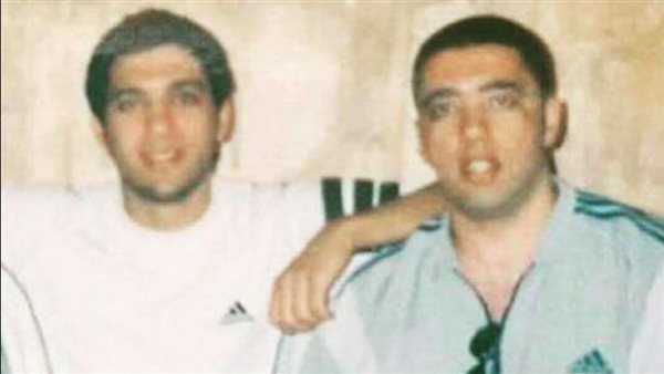 حسن الرداد وشقيقه