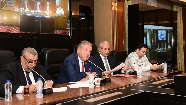  لجنة الخطة والموازنة