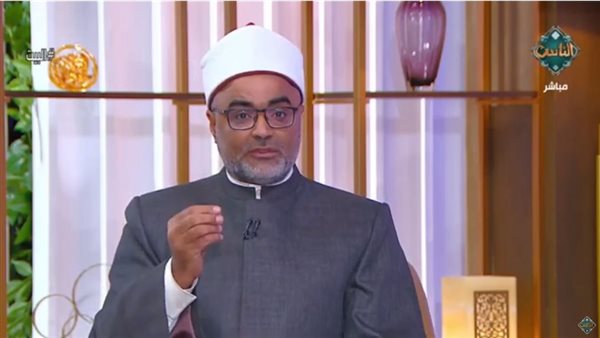 أيمن الحجار - الباحث