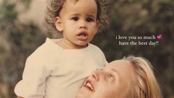 شيرين رضا وابنتها