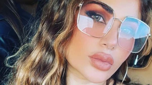 ندى الكامل طليقة