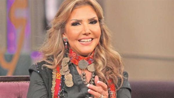 نادية مصطفى