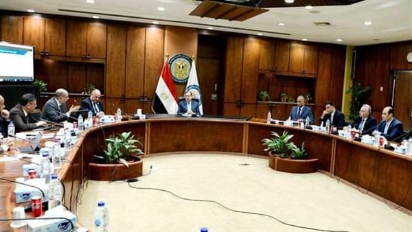 وزير البترول 