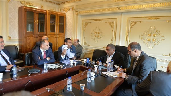 لجنة الصناعة بمجلس