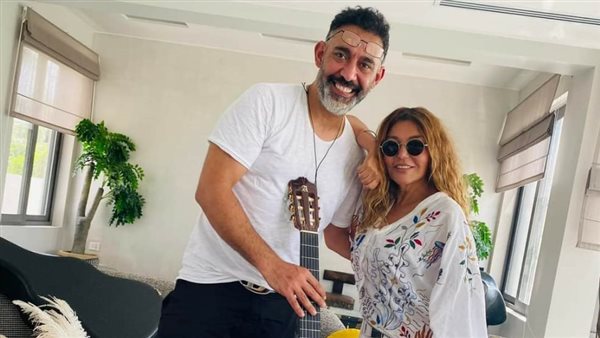 عمرو مصطفى - سميرة