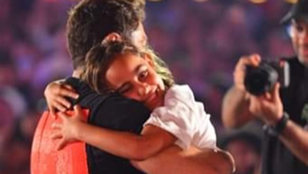 تامر حسني وابنته