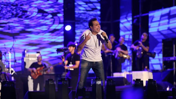 حكيم _ أرشيفية 