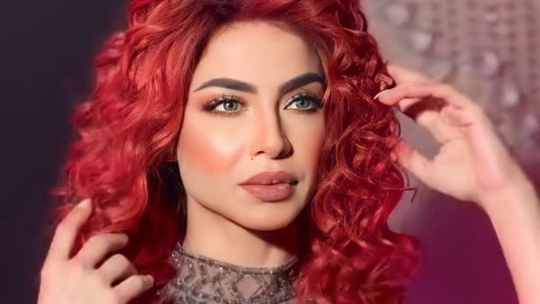 دوللي شاهين 