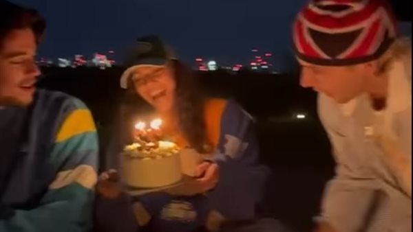 جنا عمرو دياب _ أرشيفية