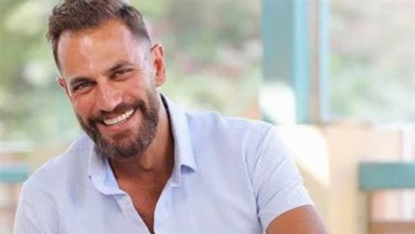 نيقولا معوض