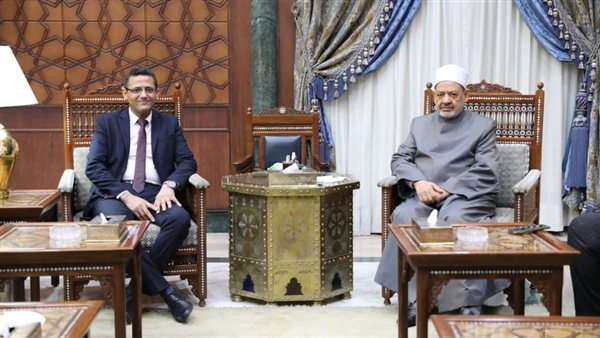 شيخ الأزهر يستقبل