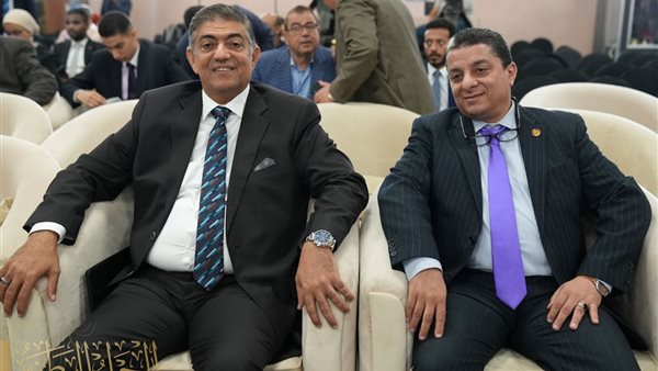 هشام عبدالعزيز