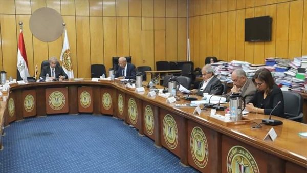 وزارة العمل