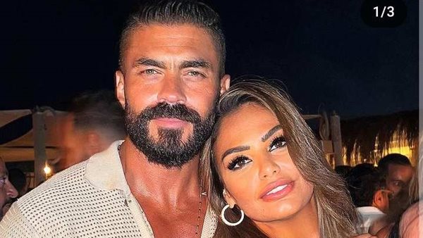 خالد سليم وزوجته