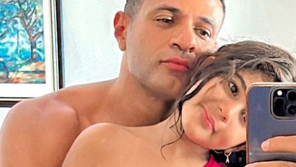 محمد نور وابنته _