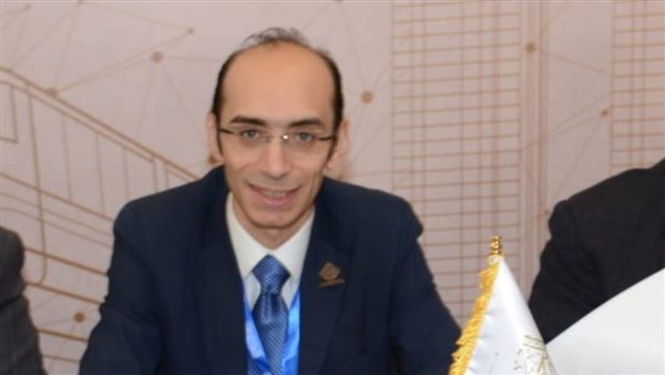 محمد عبدالعزيز