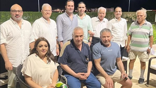 اجتماع أكمل قرطام