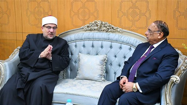 وزير الأوقاف ورئيس
