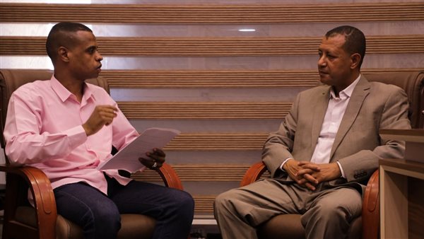 الدكتور عاصم حفني