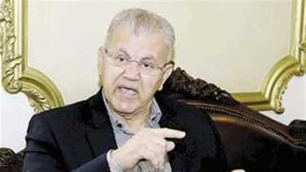 مصطفى كمال حسين 